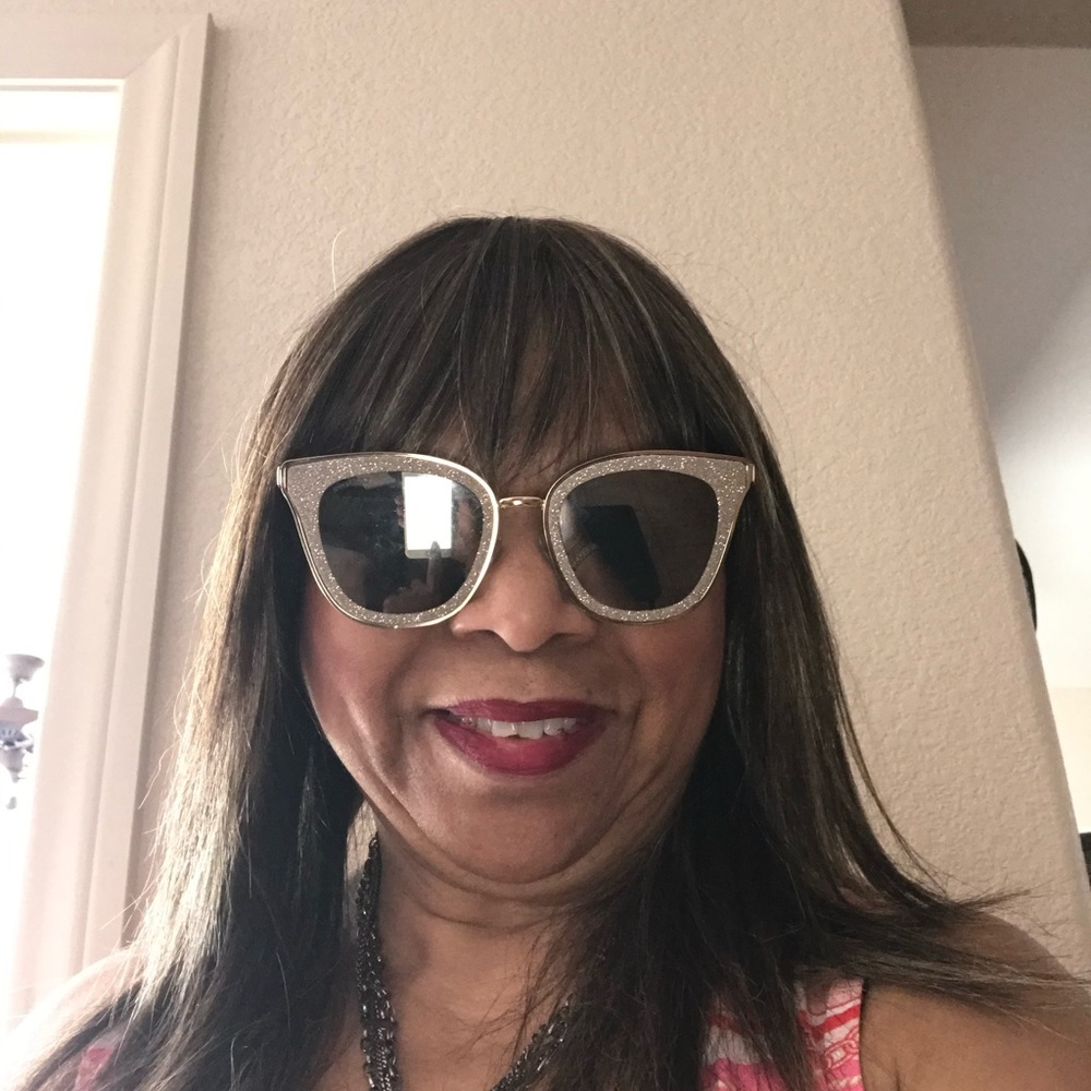 Meet your Posher, June